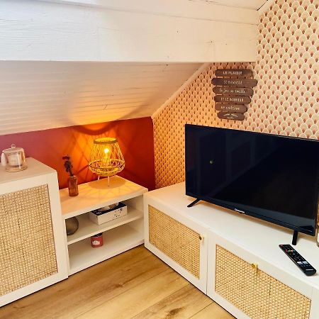 Charmant Appartement Idealement Situe Сен-Лари-Сулан Экстерьер фото